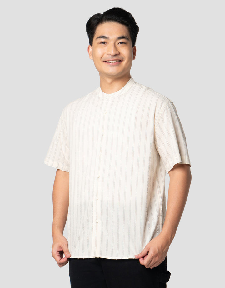 Nevada Seersucker Stripes Kemeja Koko Pria