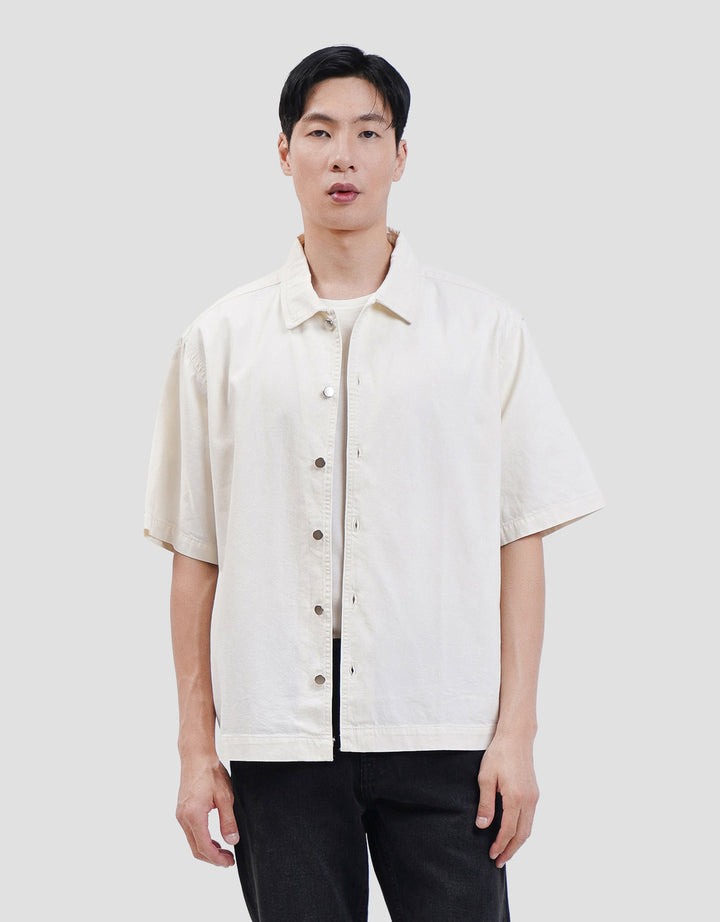 Nevada Denim Pocket Collar Boxy Fit Kemeja Pria