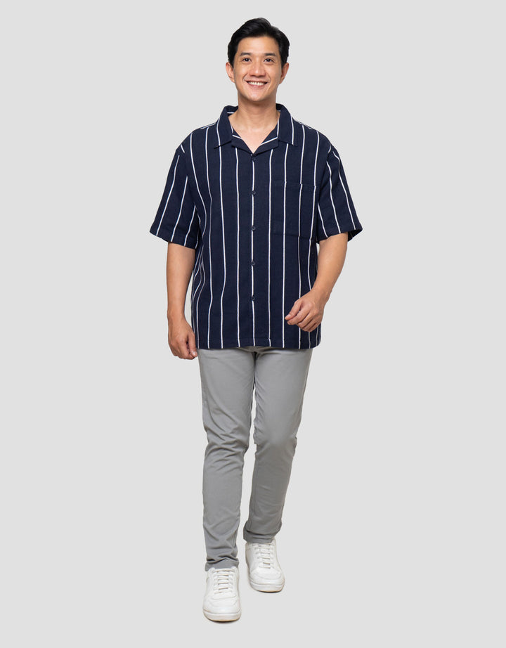Nevada Stripe Text Camp Collar - Boxy Fit Kemeja Pria