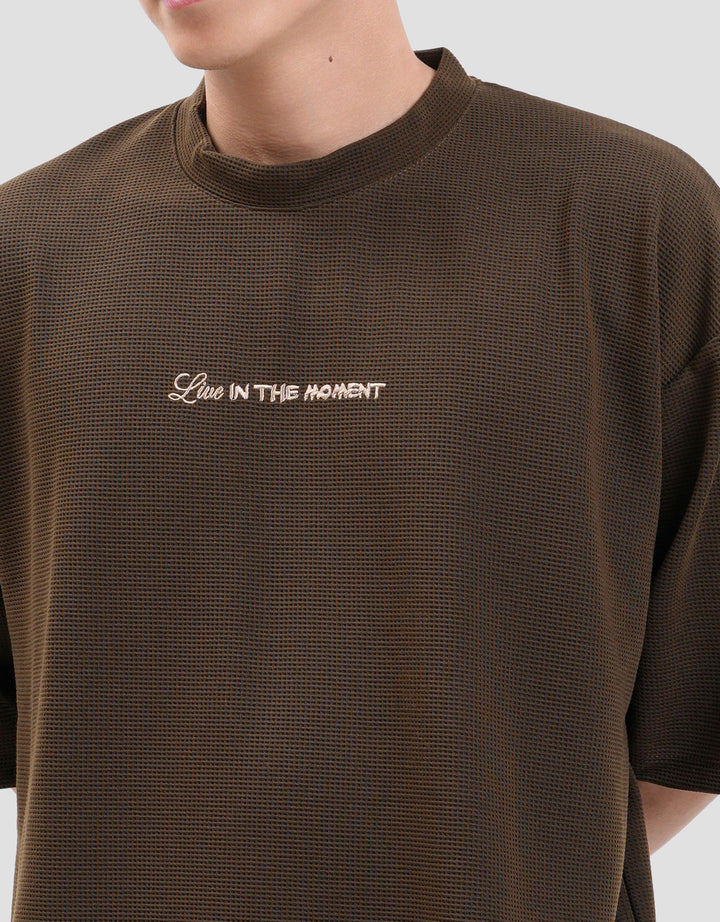 Nevada Textured - Live In The Moment Kaos Oversize Pria