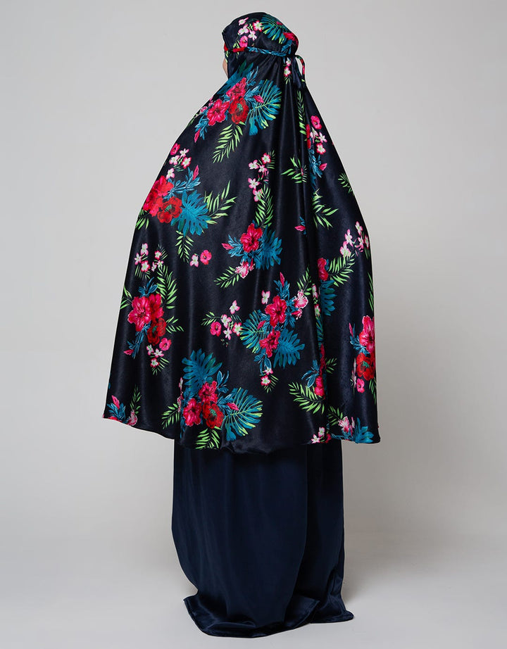 Allura Amanda Fatimah Mukena