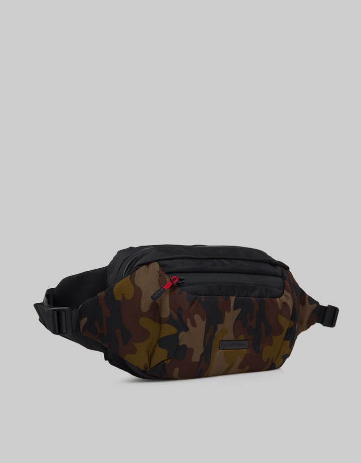Cardinal Shoulder Bags Camouflage