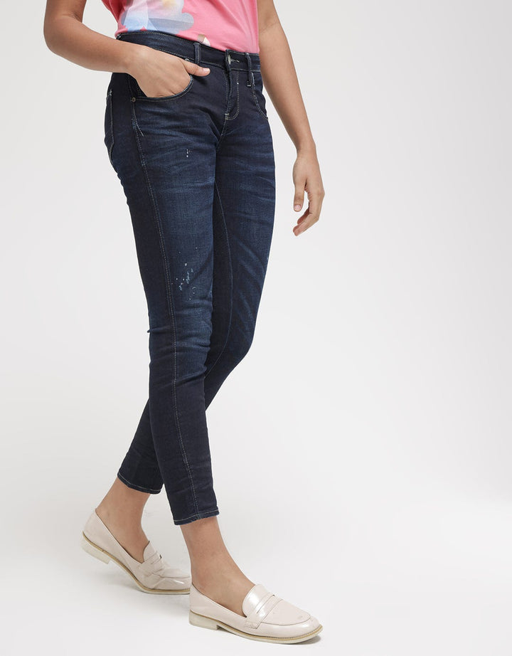 Logo Celana Denim Skinny Series