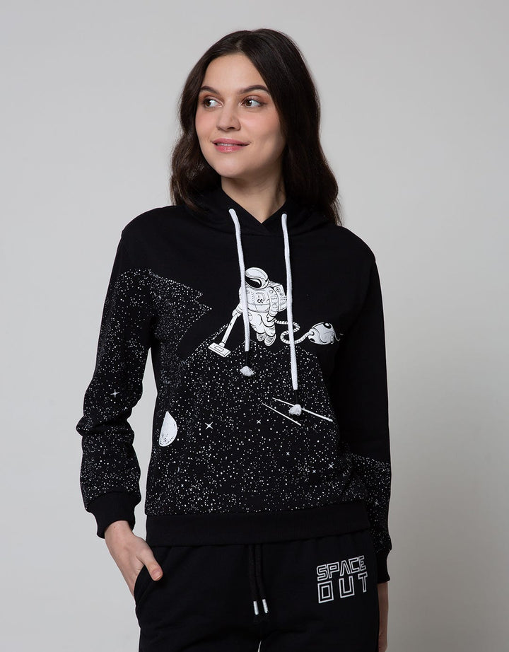 Nevada Sweatshirt Space Astronaut And Vacuum Cleaner
