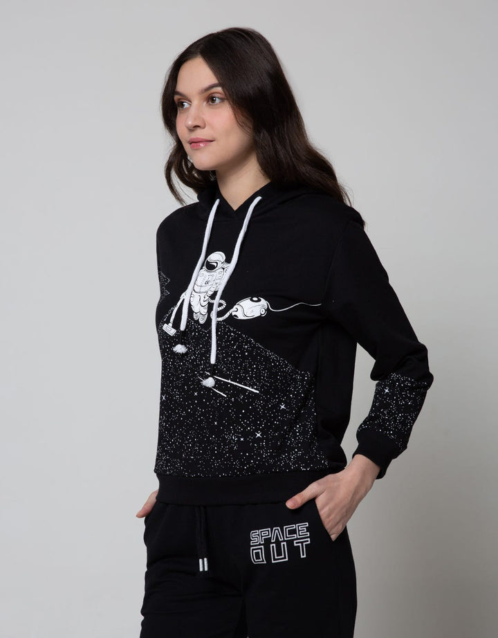 Nevada Sweatshirt Space Astronaut And Vacuum Cleaner