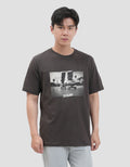 Nevada Print - Skateboard Style Kaos Pria