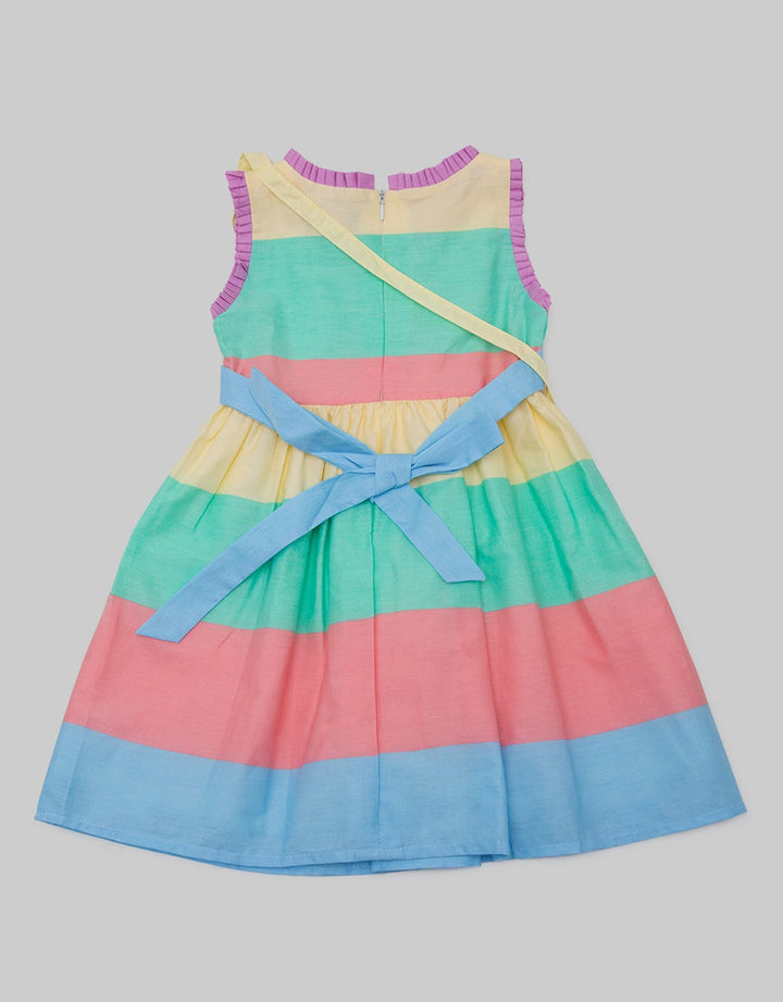 Kidz Too Short Sleeve Midi Dress Neckline Sleeves