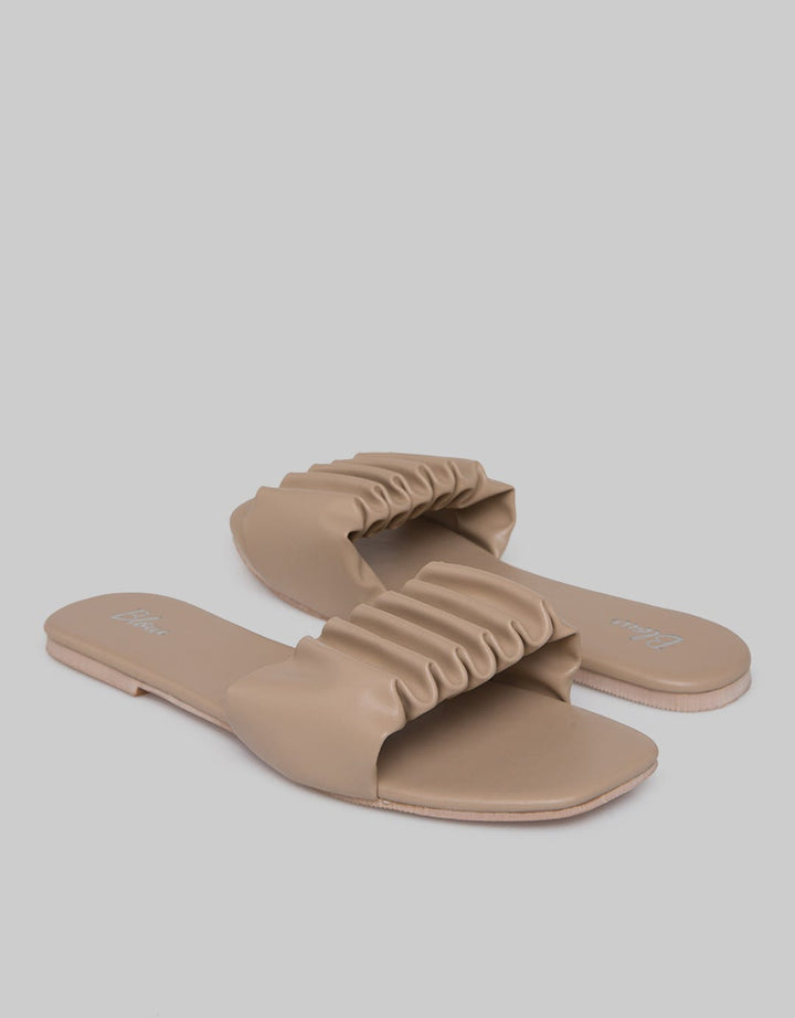 St. Yves Slipper Sandals Wrinkled Blow2