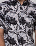 Walrus  Kemeja Studio Flower Look