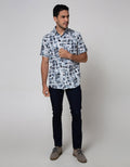 Walrus  Kemeja Studio Print Motif Abstrak