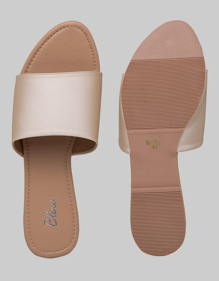 St. Yves Slipper Sandals Wide Strap Blow