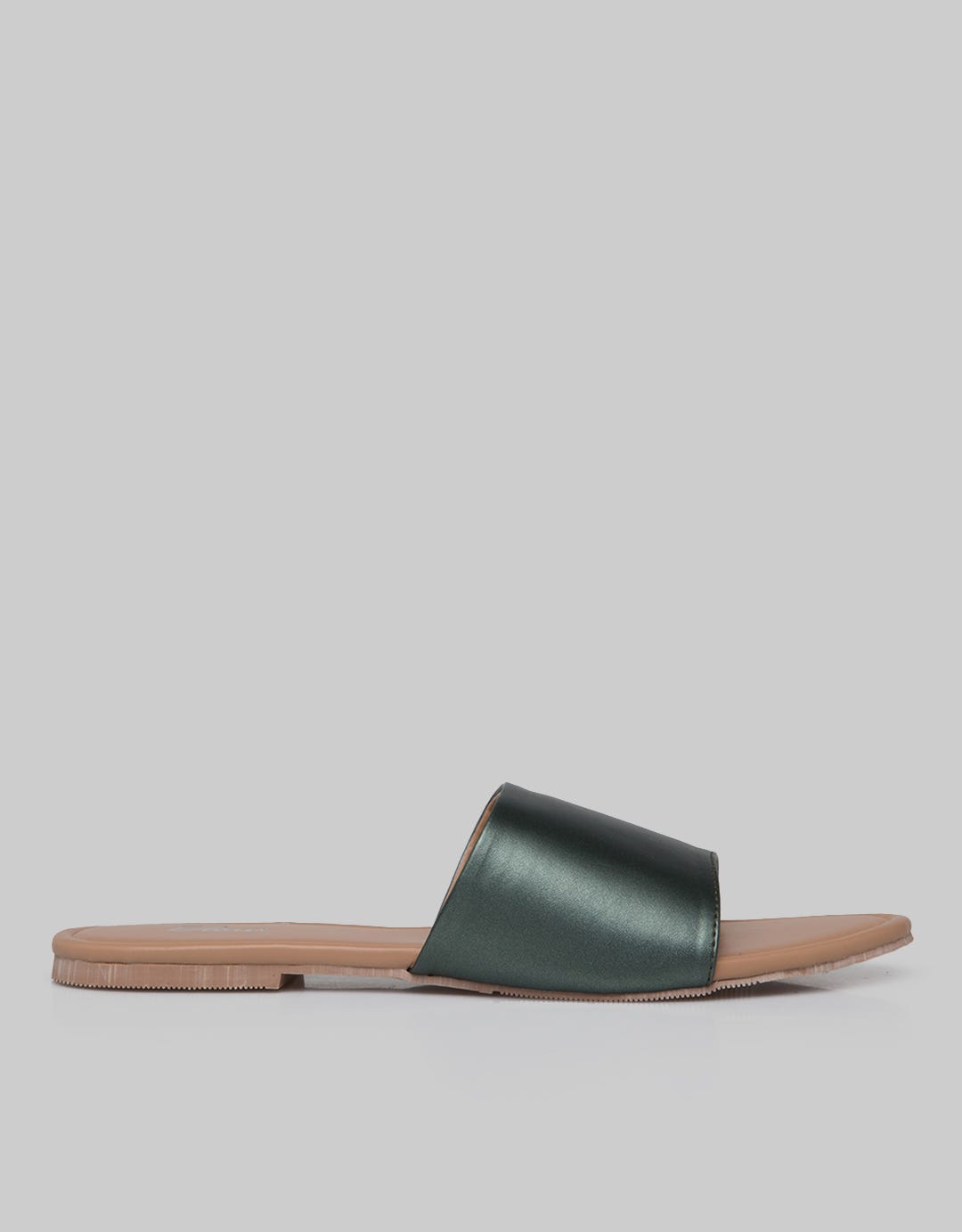 St. Yves Slipper Sandals Wide Strap Blow