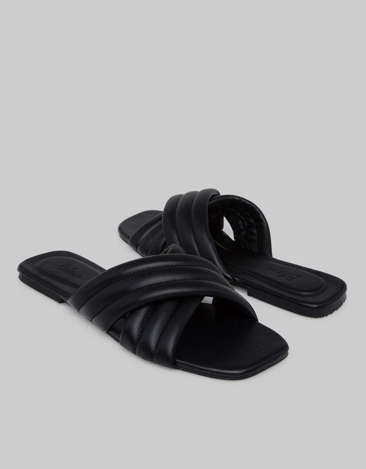 St. Yves Slipper Sandals Cross Strap Blow