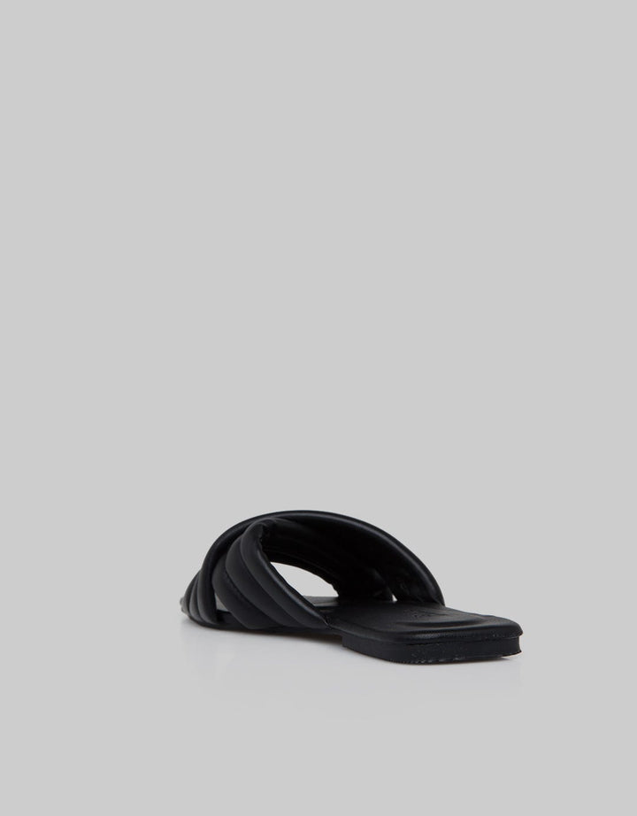 St. Yves Slipper Sandals Cross Strap Blow