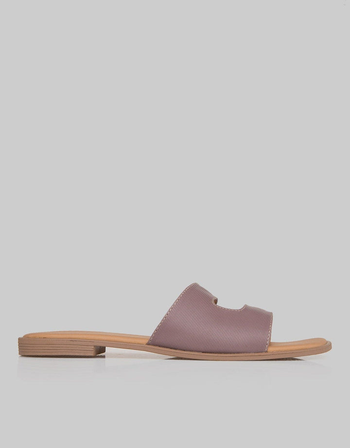 St. Yves Slipper Sandals Woman Strap