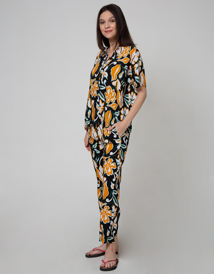 St. Yves Short Sleeve Pyjama Pants Batik Daun