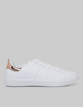 Details Sneakers Woman With Shoelace