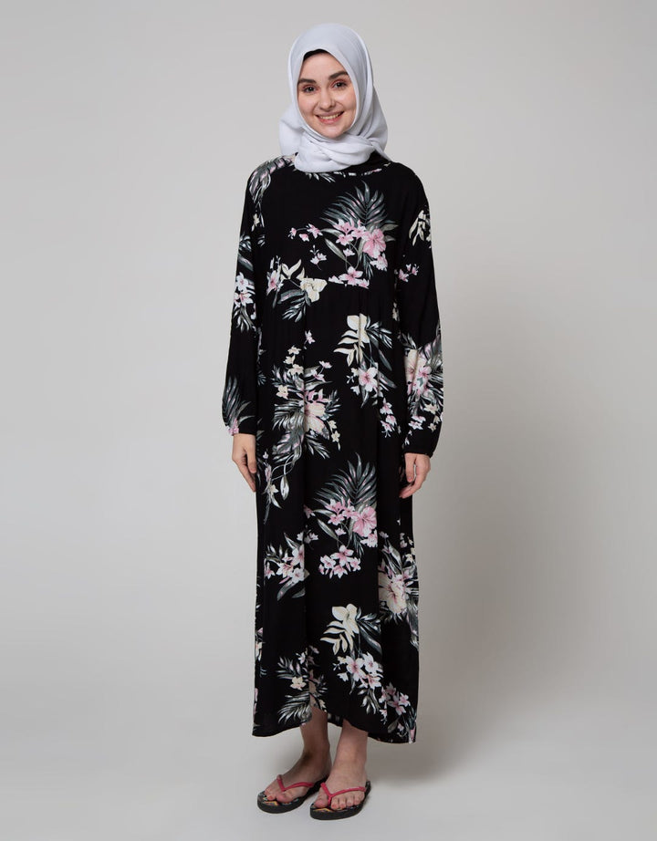St. Yves Long Sleeve Maxi Dress White Clemantis