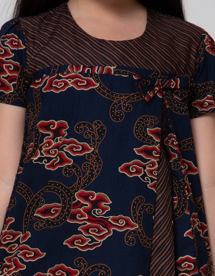 Arjuna Weda Blouse Batik Mega Overcast