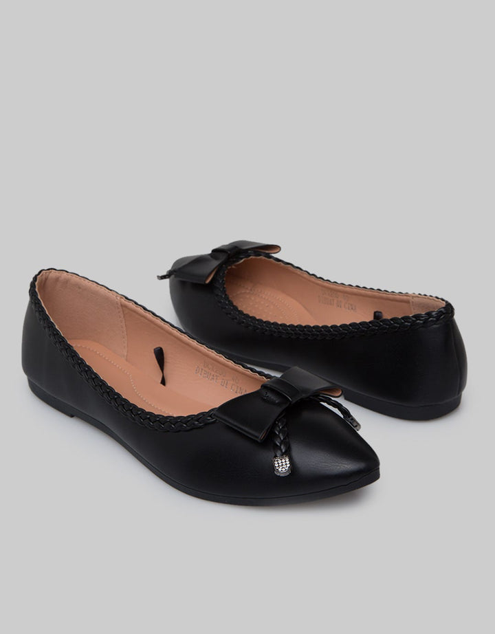 Details Ballerinas Woman