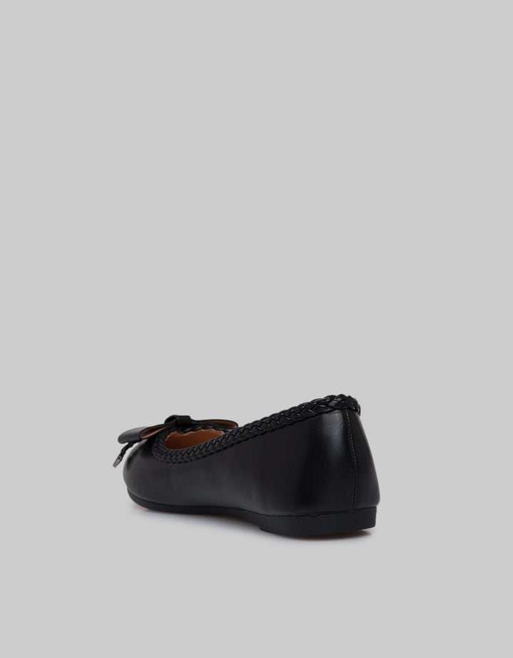 Details Ballerinas Woman