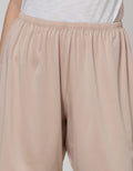St. Yves Short Pants Kulot Basic Pendek