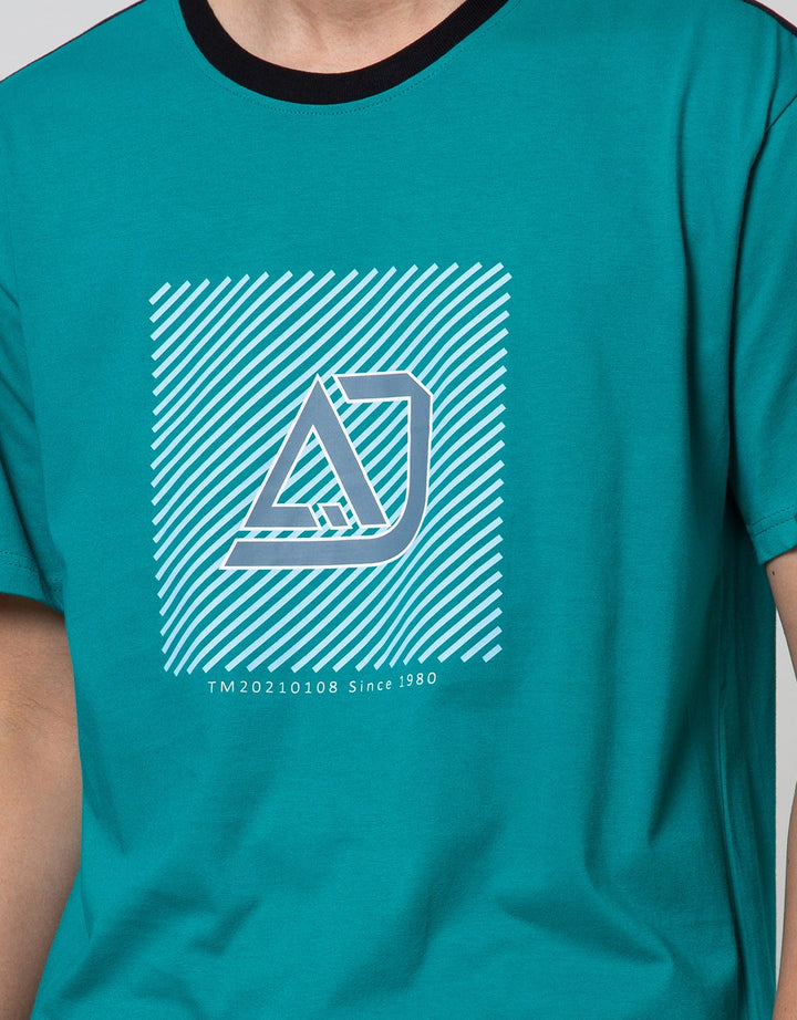 American Jeans Short Sleeve T-Shirt Tee Shoulder Tape