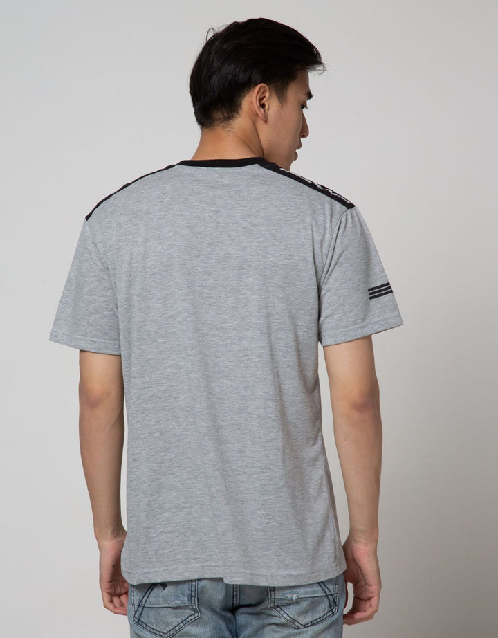 American Jeans Short Sleeve T-Shirt Shoulder Tape Your