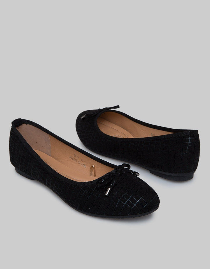 St. Yves Ballerinas Woman Sq17