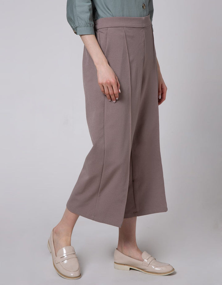 St. Yves Capri Pants Culotte Front Stitch Stretch