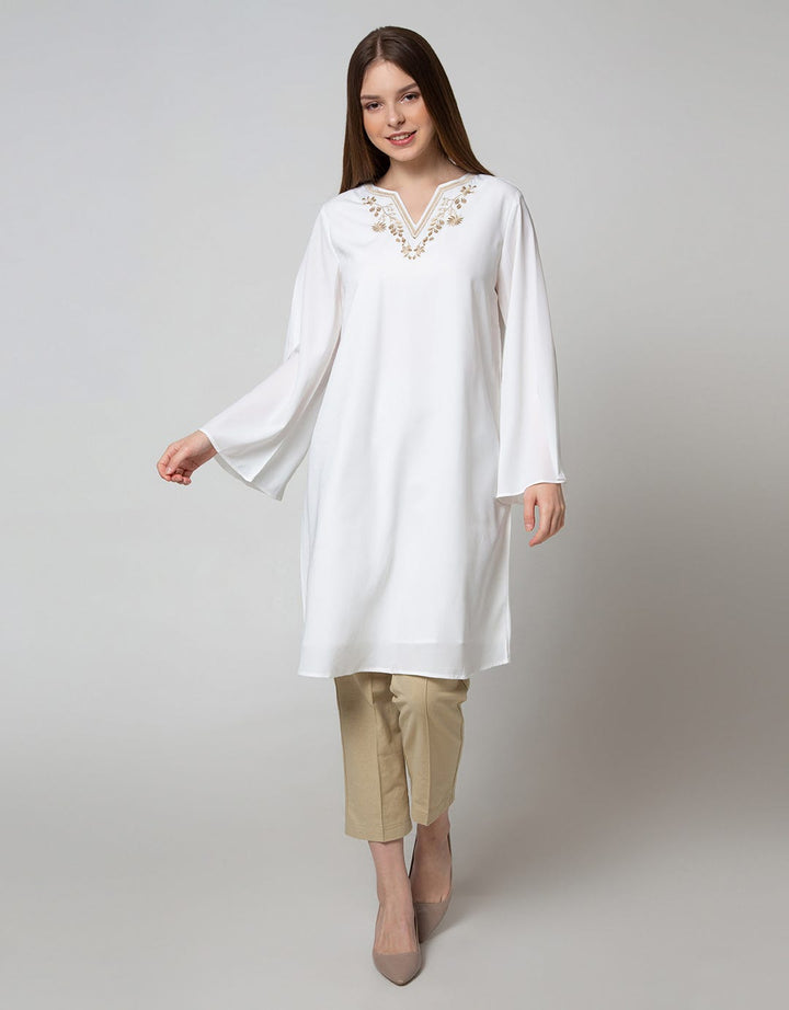 St. Yves Long Sleeve Midi Tunic Dress Lebaran Embro V