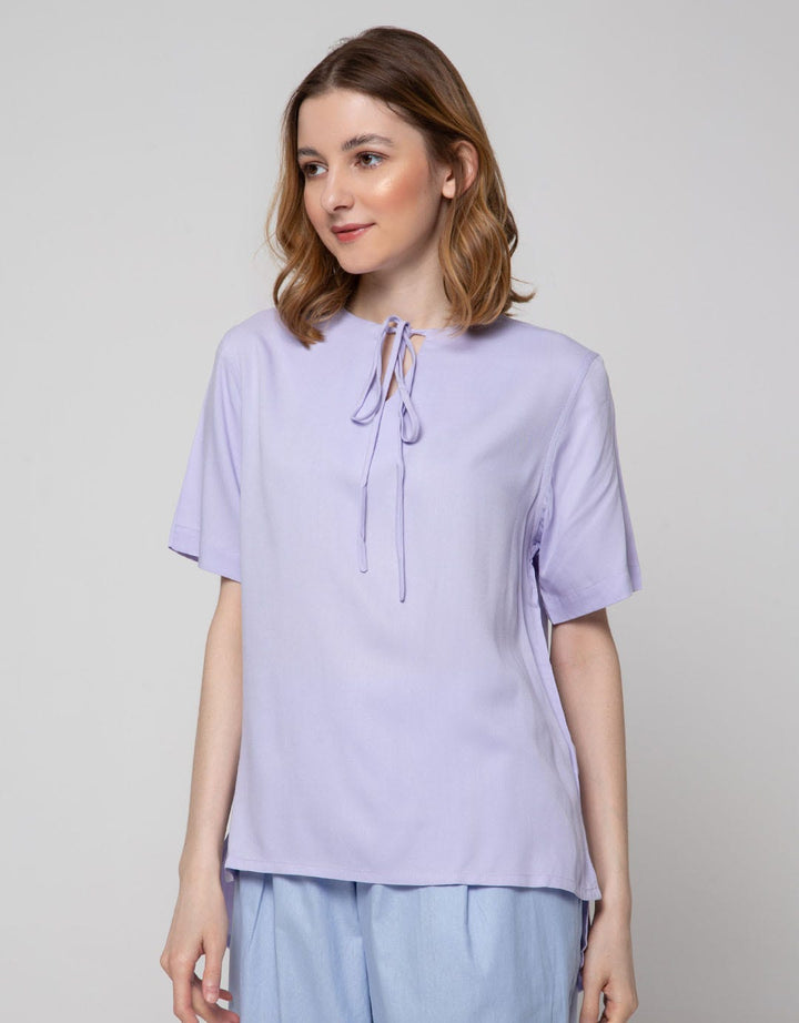 St. Yves Short Sleeve Blouse Rayon V Neck With Tie