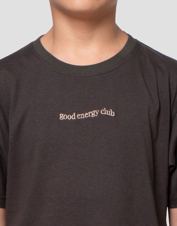 Nevada Cool Wording Good Energy Club Kaos Anak Laki-laki