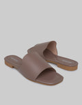 Nevada Slip On Woman Big Strap