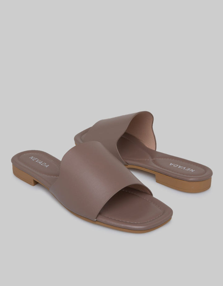 Nevada Slip On Woman Big Strap