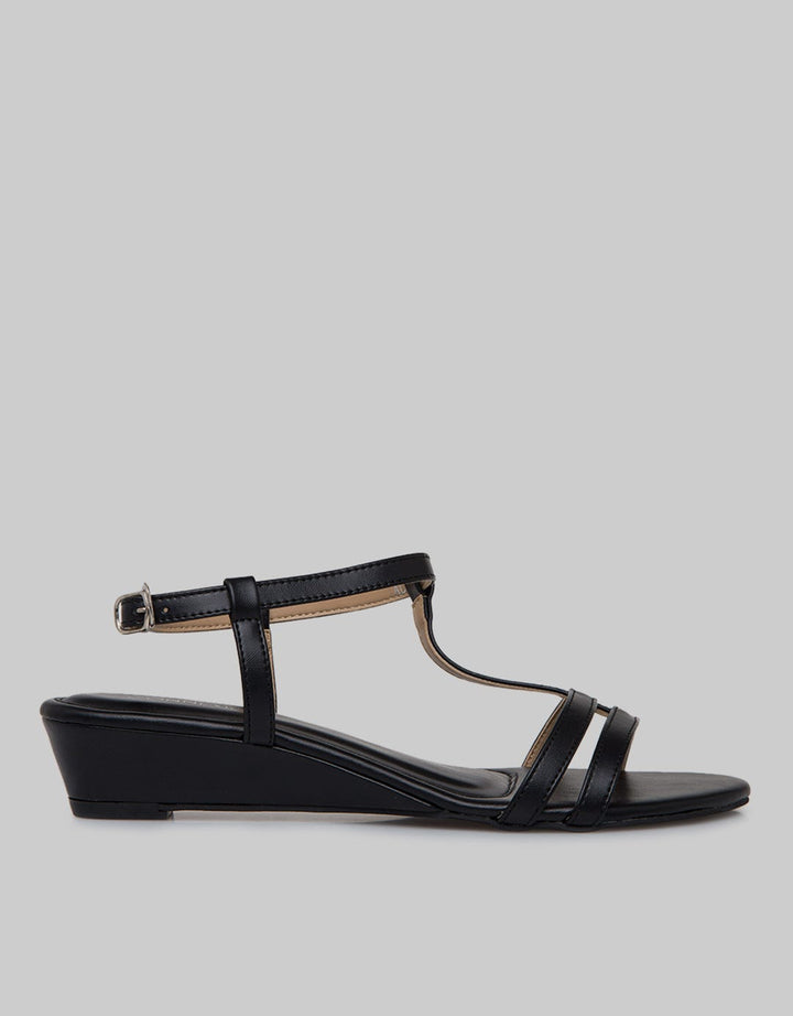 Connexion Ankle Strap Sandals Woman