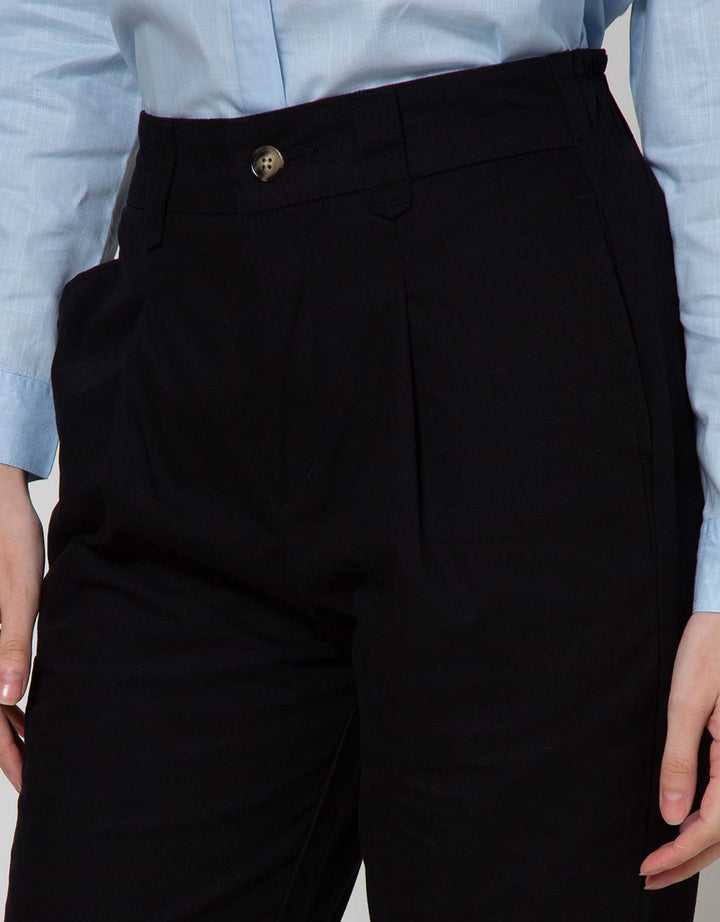 Details Long Pants Semi Tapered Button Opening And Bottom