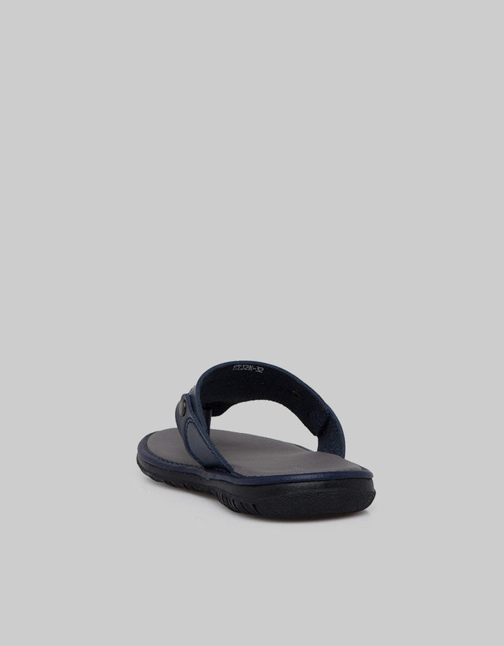 Nevada Slip On Boys Y-Strap