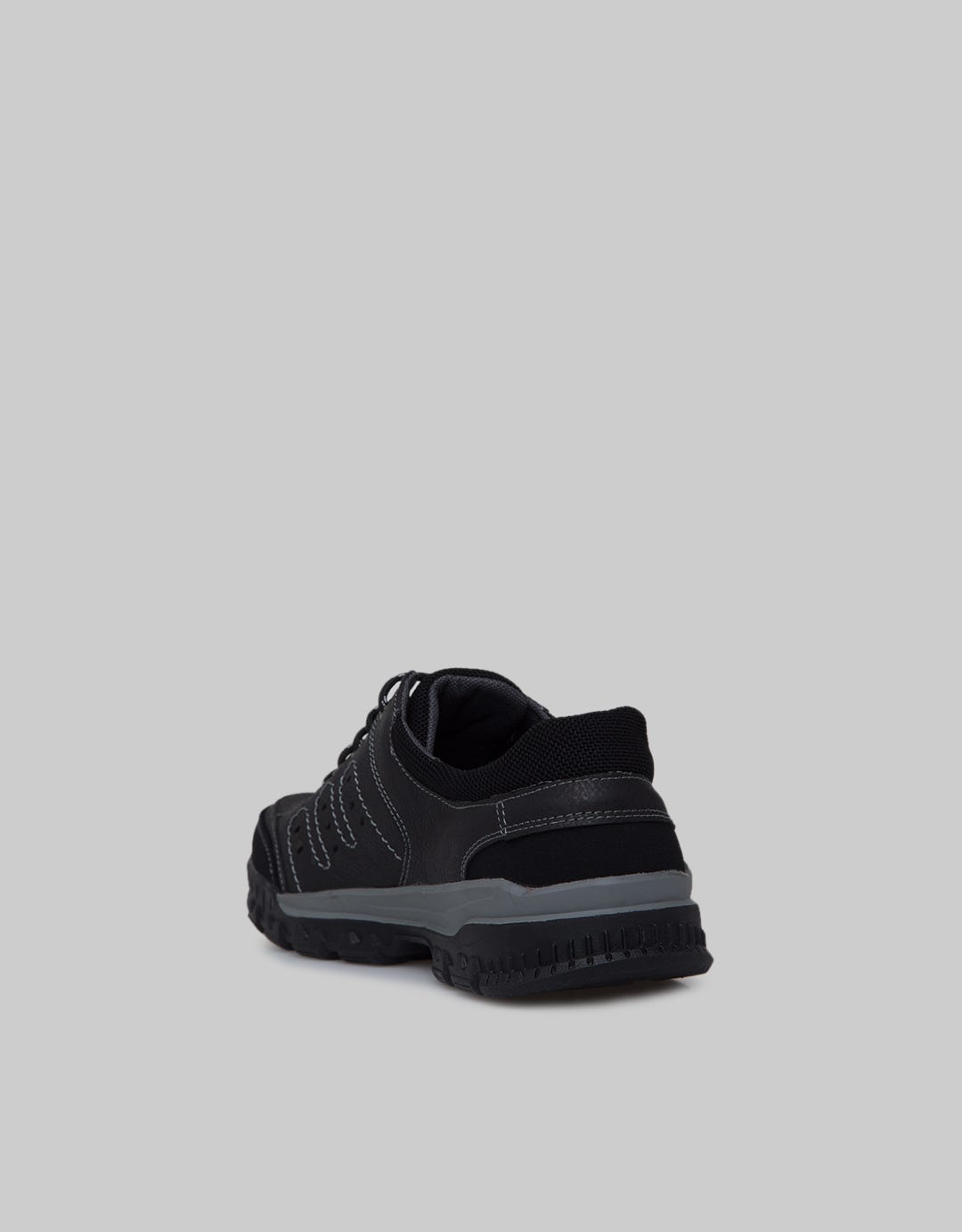 Cole Outdoor Shoes Men