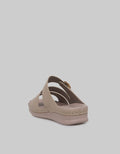 St. Yves Slipper Sandals Trip
