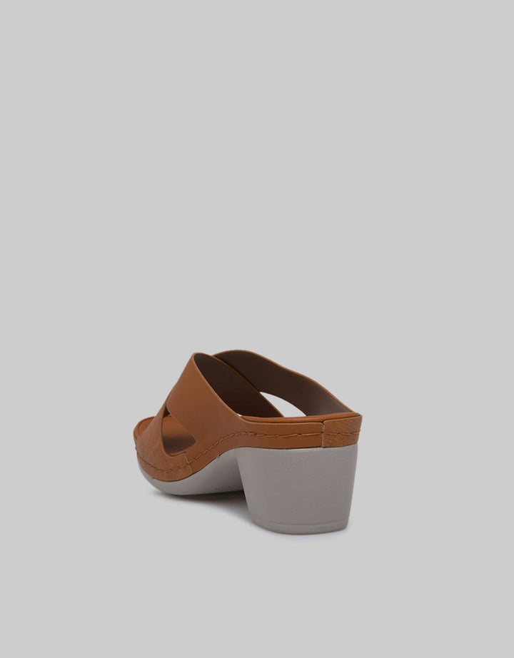 St. Yves Slipper Sandals Cros