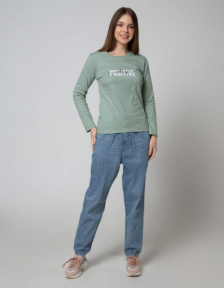 Details Denim Long Pants Highwaist With Tappered Fit
