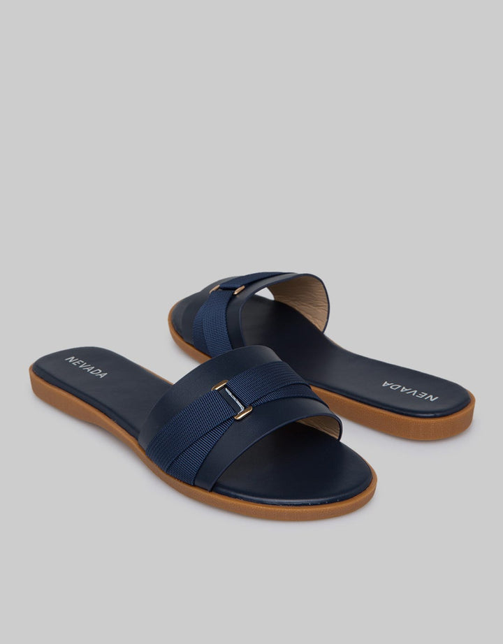 Nevada Slip On Woman Big Buckle Line