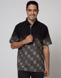 Cardinal Casual Short Sleeve Gradation Square Checked