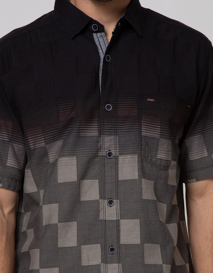 Cardinal Casual Short Sleeve Gradation Square Checked
