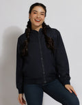 Expand Basic Denim Jaket Wanita