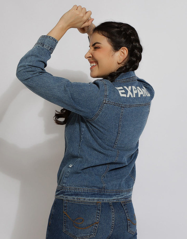 Expand Back Print Denim Jaket Wanita