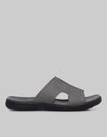 Yongki Komaladi Sandals Casual Design