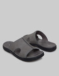 Yongki Komaladi Sandals Casual Design