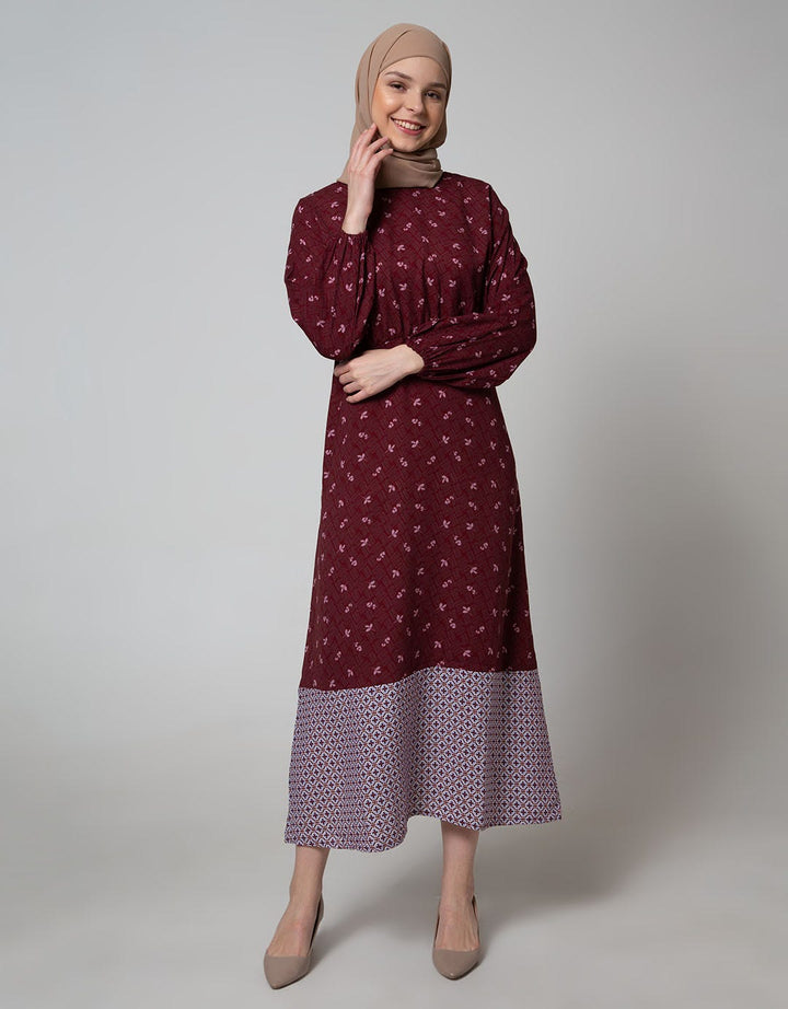 Annisa Long Sleeve Maxi Dress Contrast Hem Panel